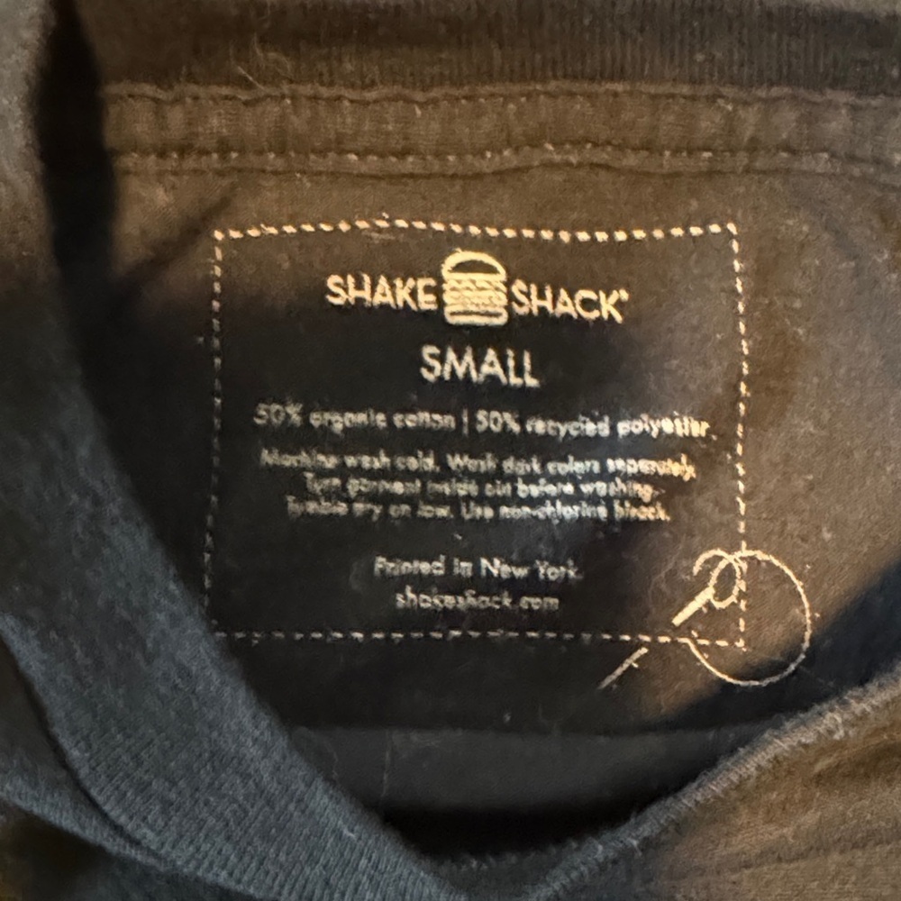 Chicago Skyline Shake Shack Graphic Tee - Picture 2 of 3